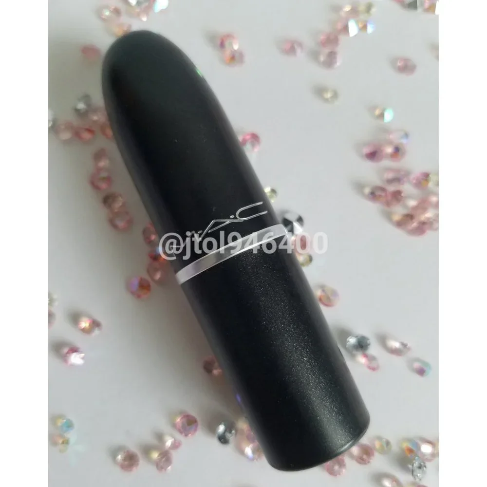 Mac Invite Intrigue Lipstick - Picture 3 of 4